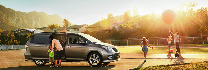 08-29-MT-SiennaFamily