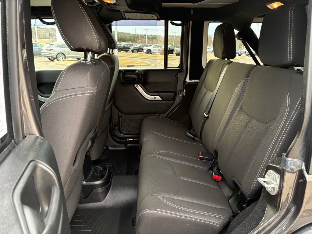 2017 Jeep Wrangler Unlimited Sahara