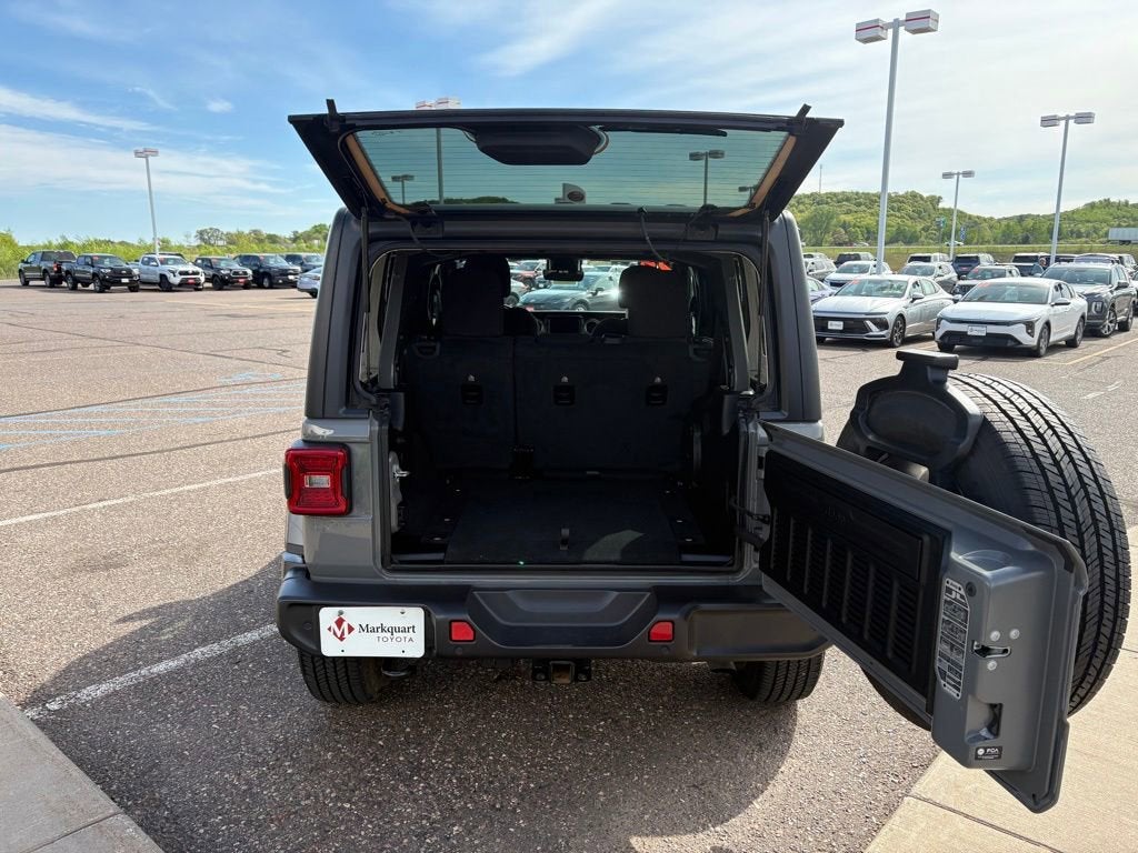 2023 Jeep Wrangler Sahara