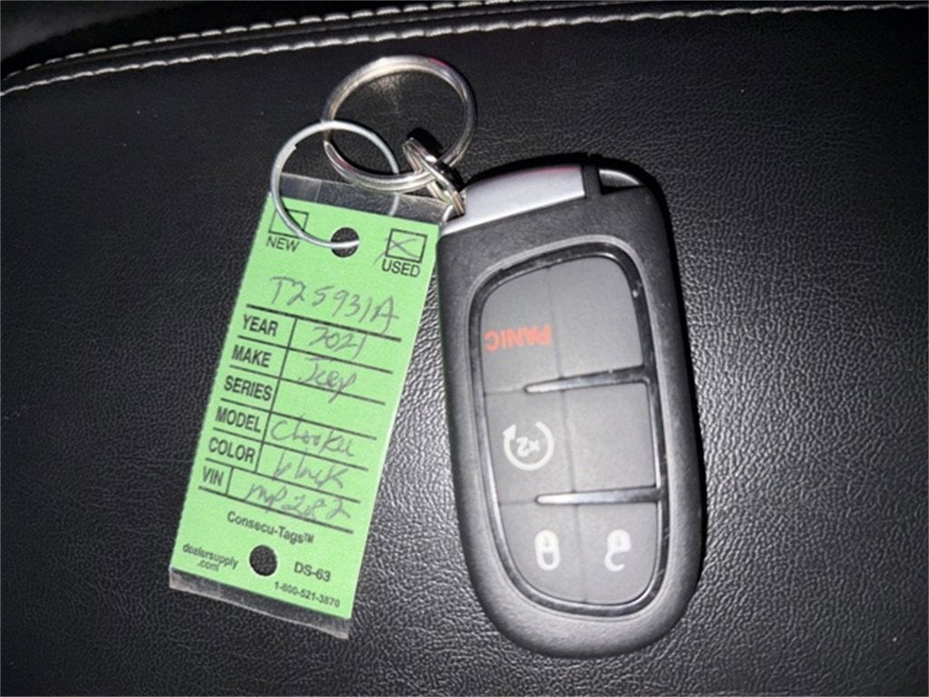 2021 Jeep Cherokee Latitude Lux