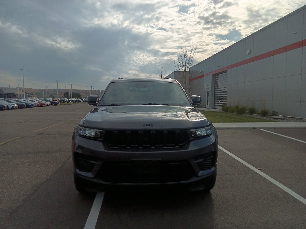 2023 Jeep Grand Cherokee Altitude X