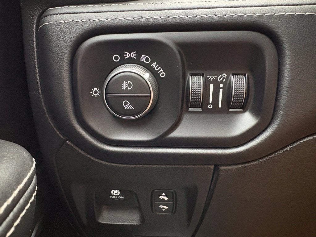 2023 RAM 1500 Limited