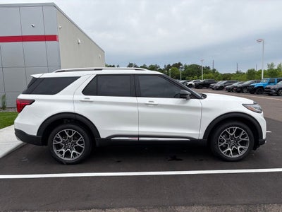 2025 Ford Explorer Platinum