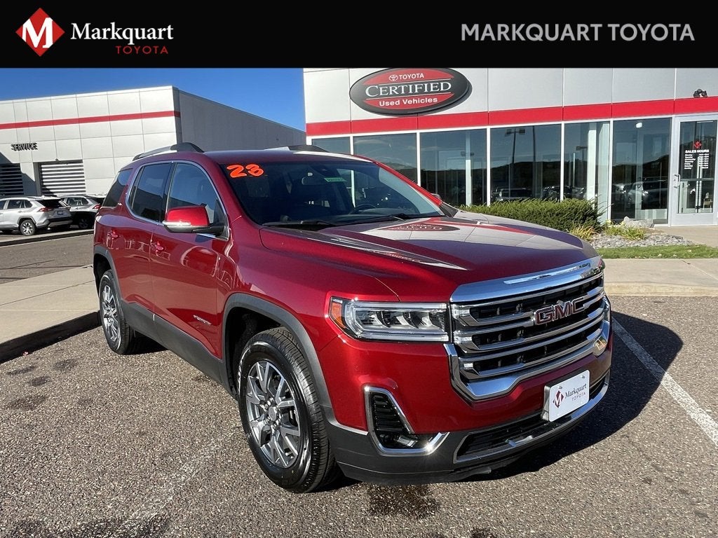 2023 GMC Acadia SLT