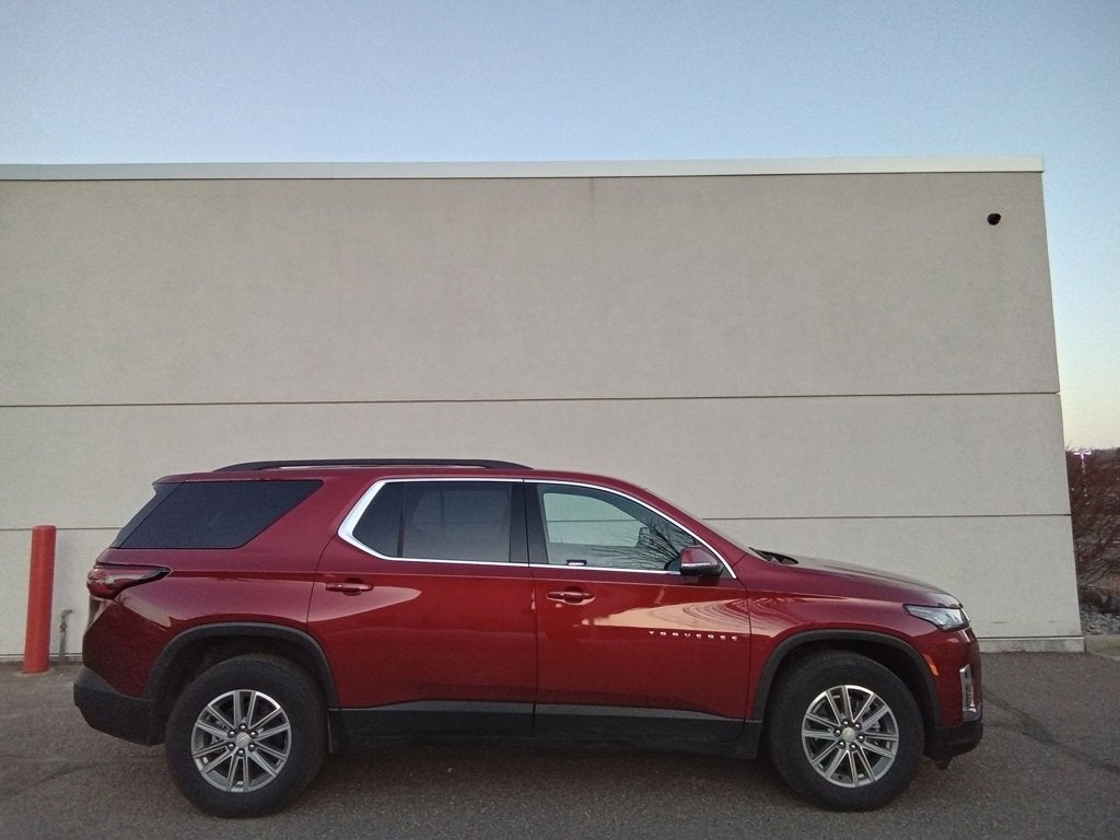 2023 Chevrolet Traverse LT