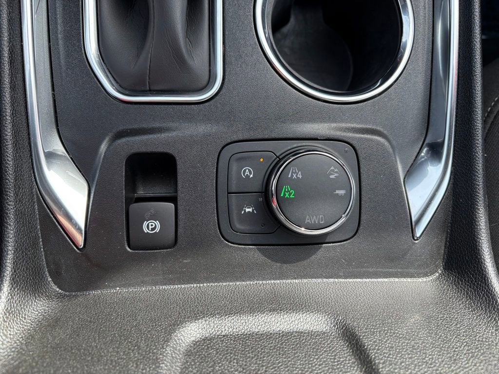 2023 Chevrolet Traverse LT