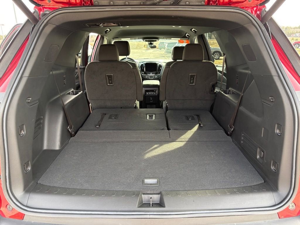 2023 Chevrolet Traverse LT