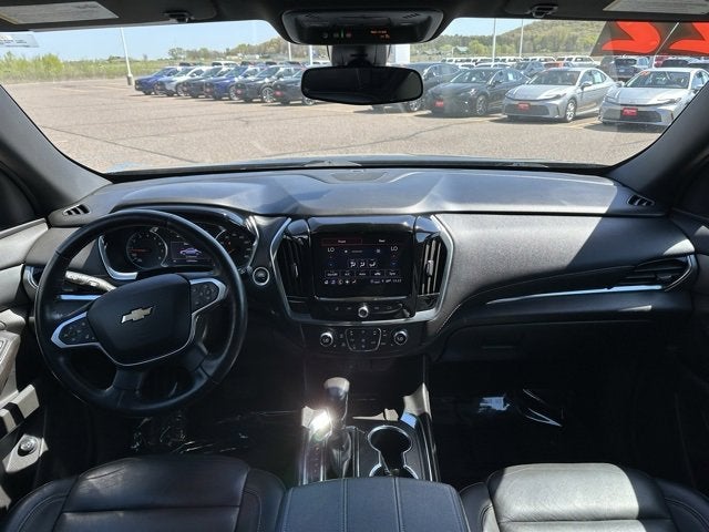 2022 Chevrolet Traverse LT Leather