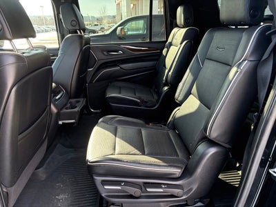 2022 Cadillac Escalade ESV Premium