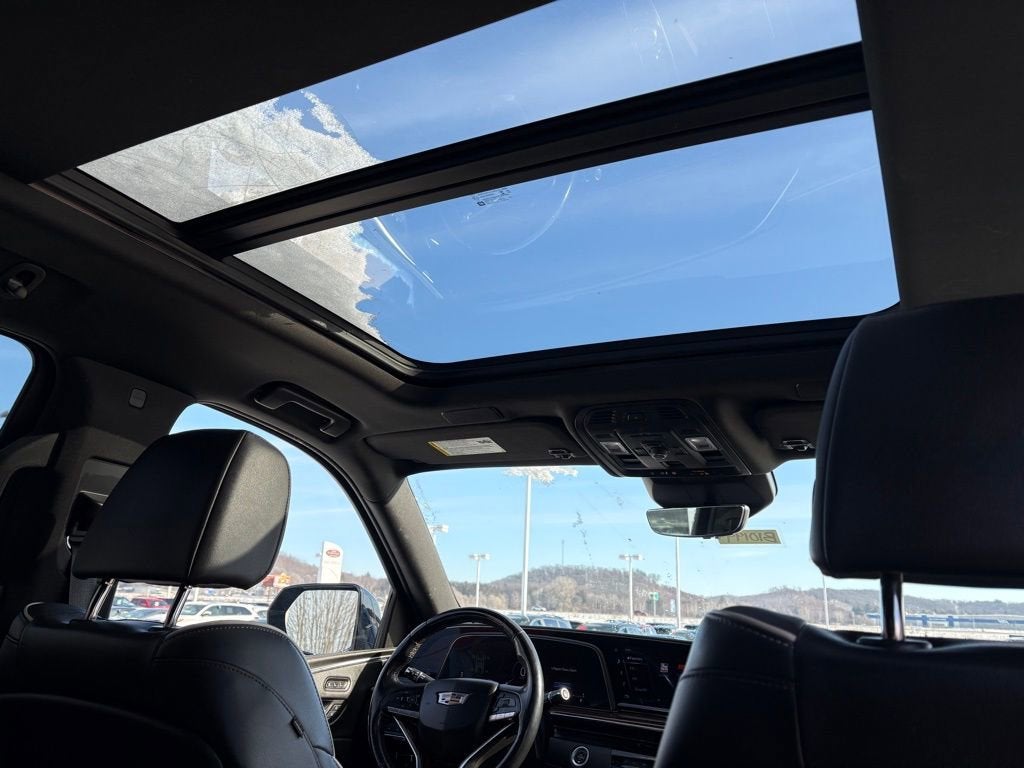 2022 Cadillac Escalade ESV Premium