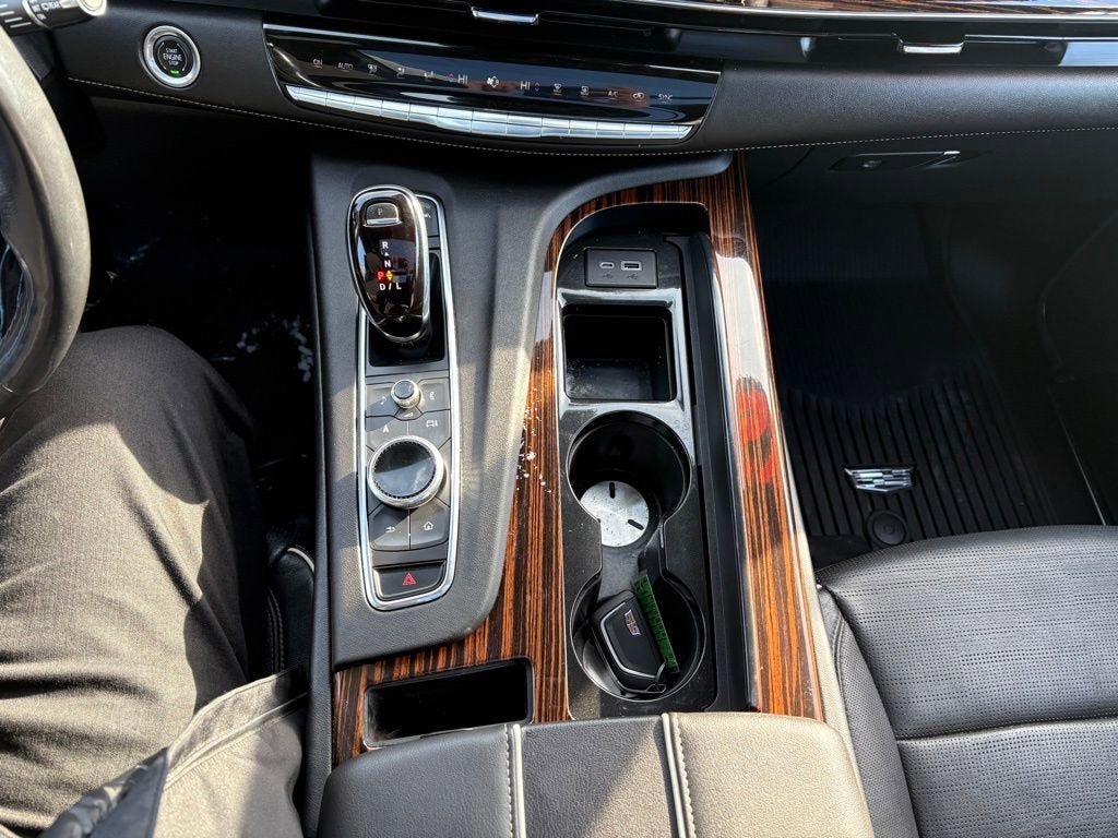 2022 Cadillac Escalade ESV Premium