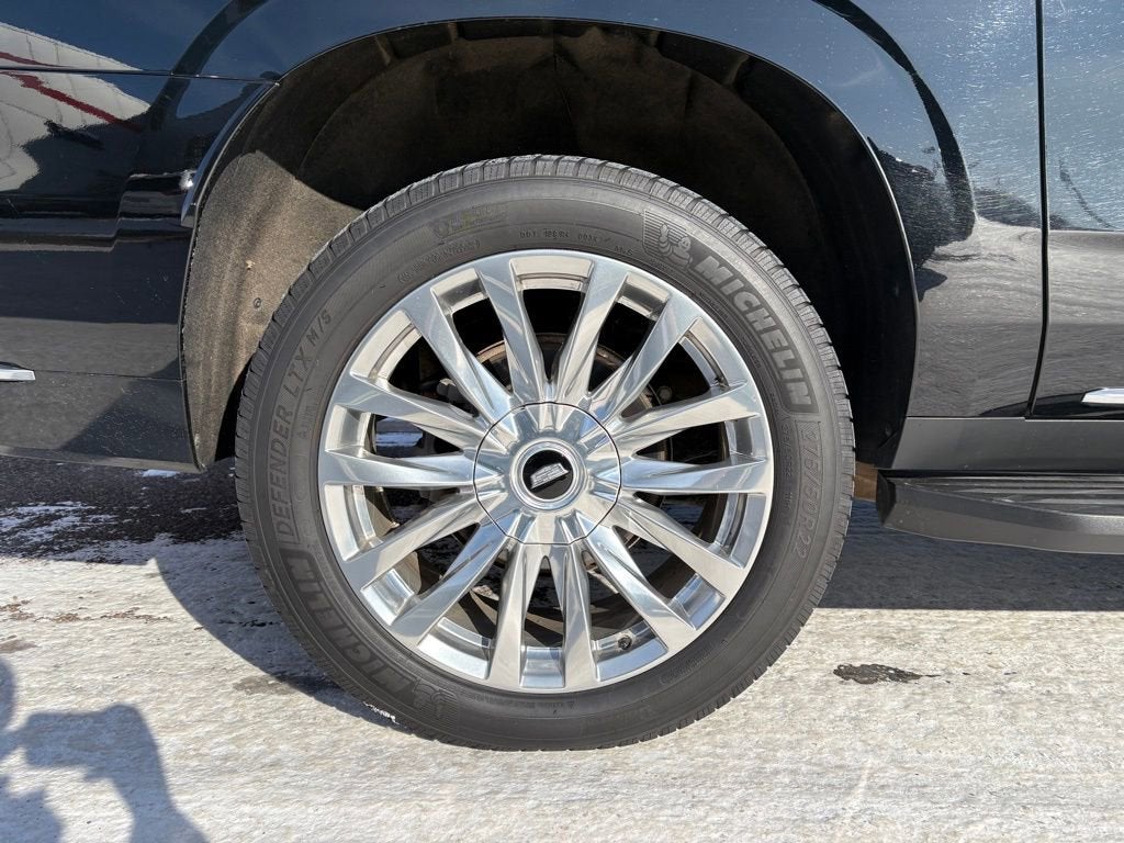 2022 Cadillac Escalade ESV Premium