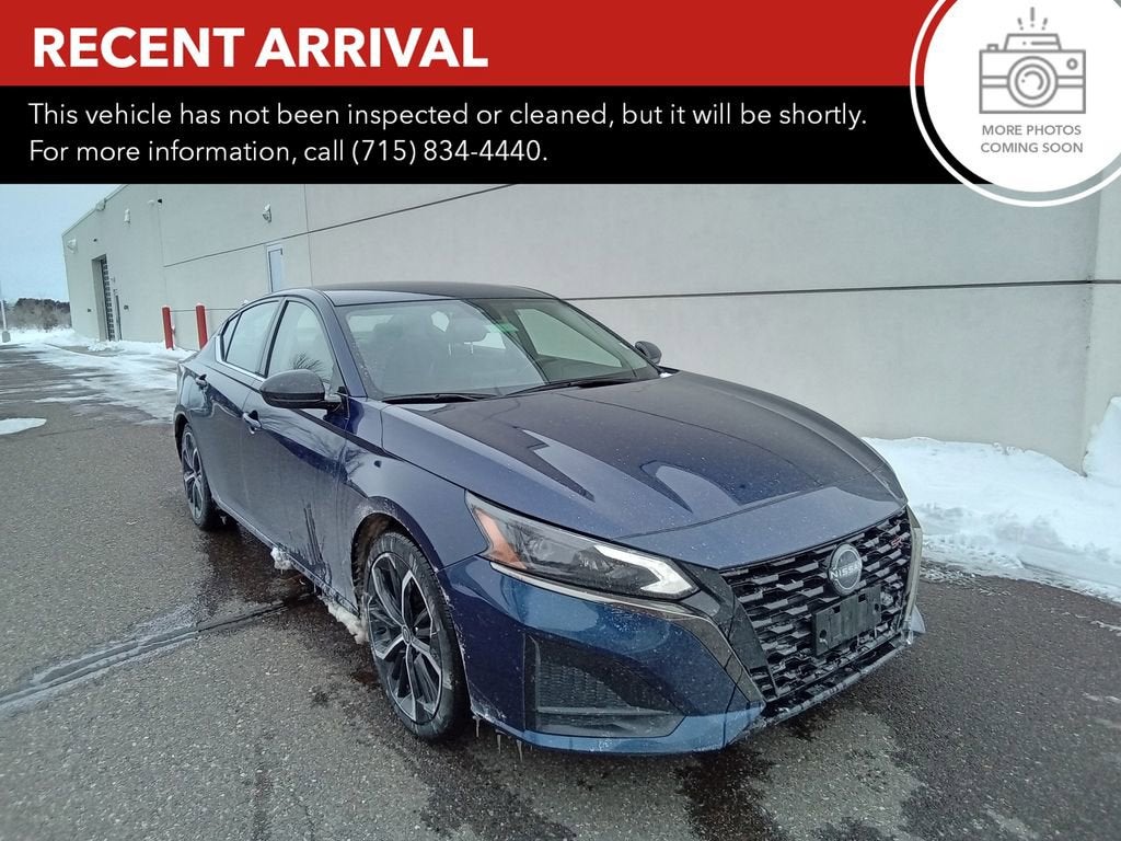 2024 Nissan Altima SR