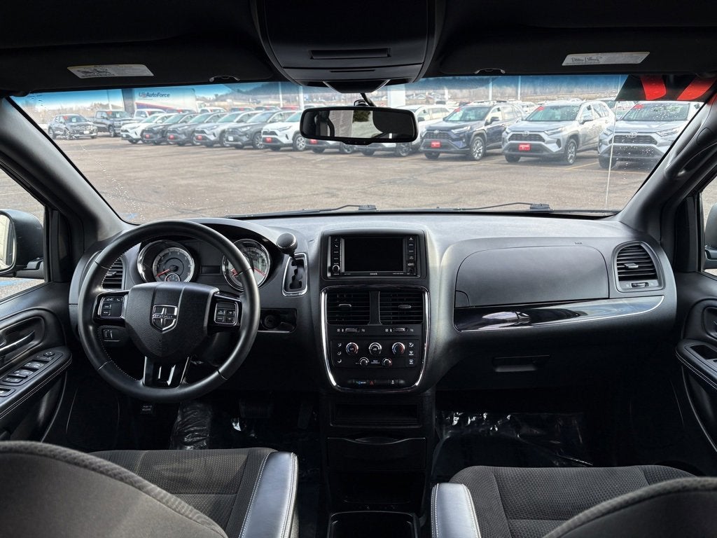 2017 Dodge Grand Caravan SE Plus