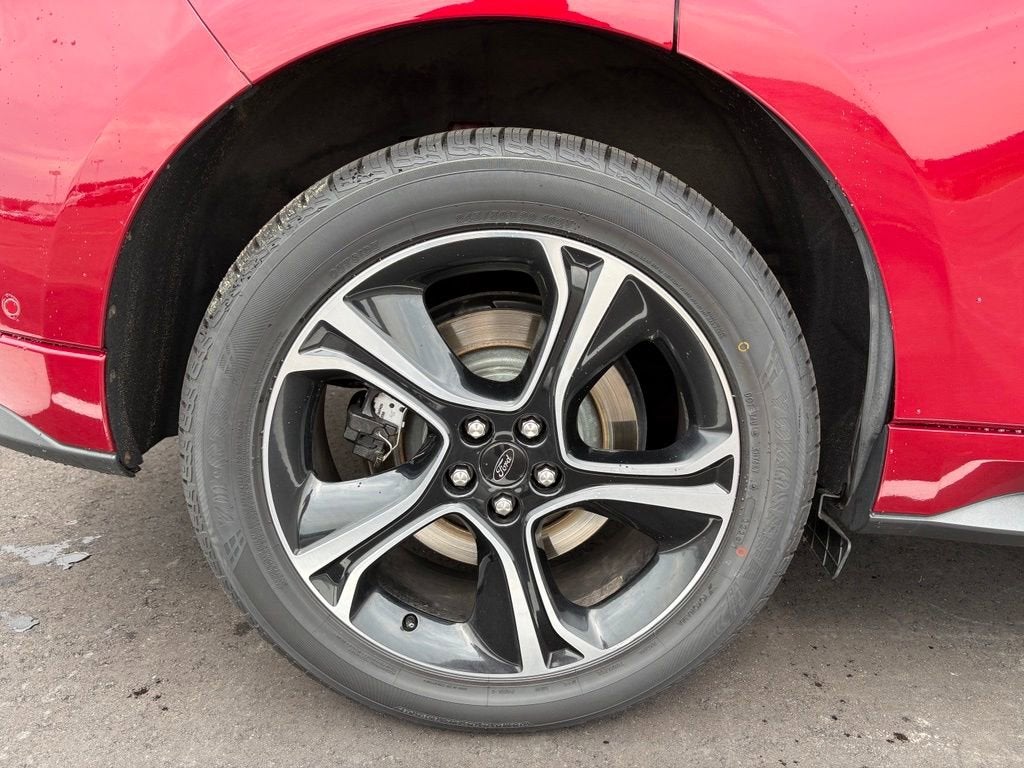 2019 Ford Edge ST