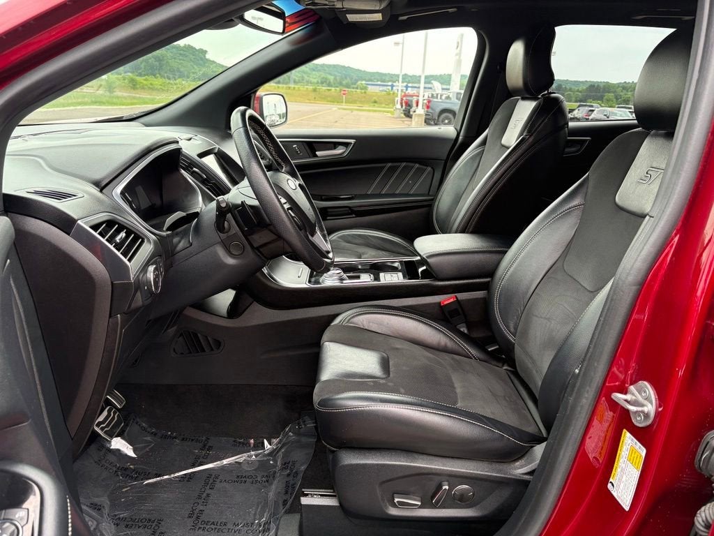 2019 Ford Edge ST