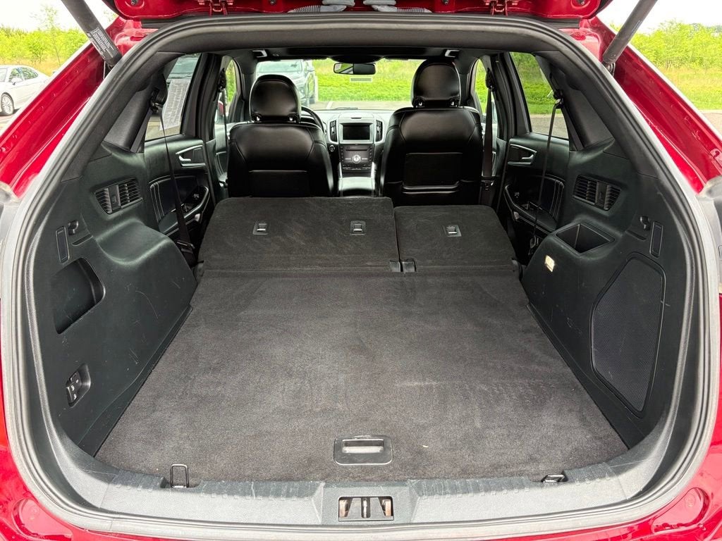 2019 Ford Edge ST