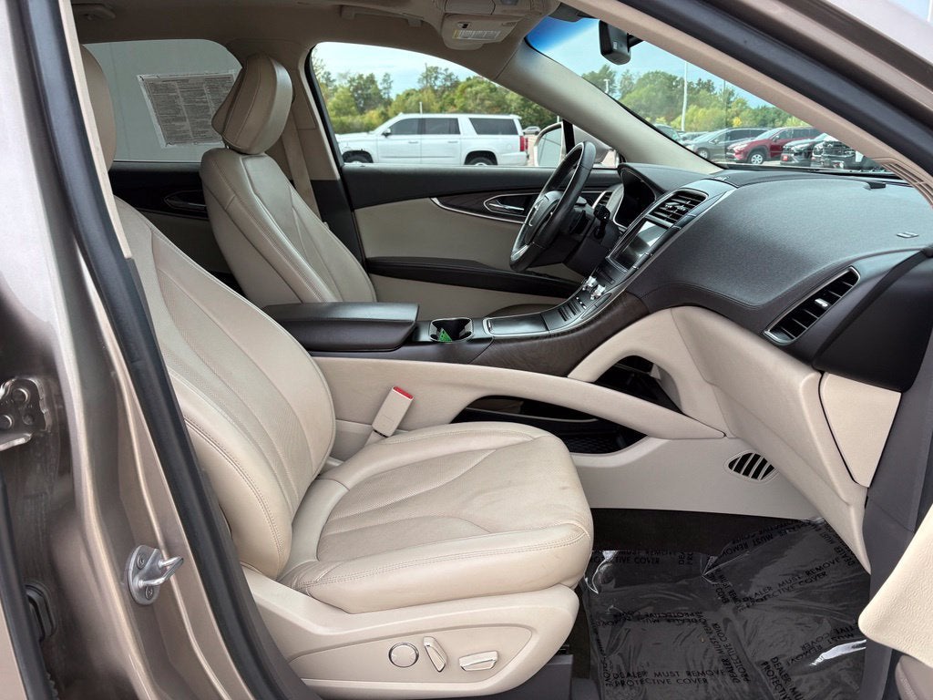 2020 Lincoln Nautilus Reserve