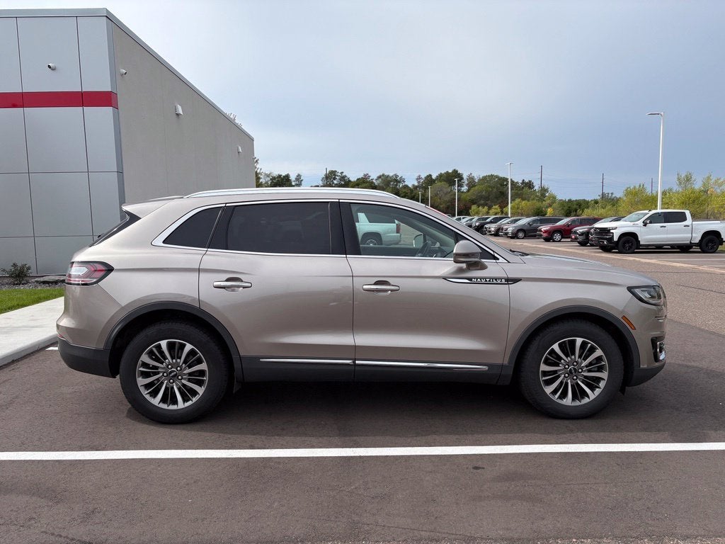 2020 Lincoln Nautilus Reserve