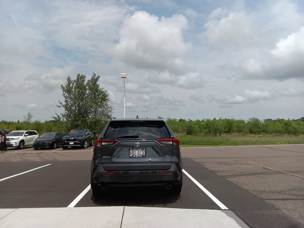 2019 Toyota RAV4 XLE Premium