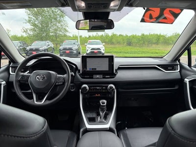 2025 Toyota RAV4 XLE Premium