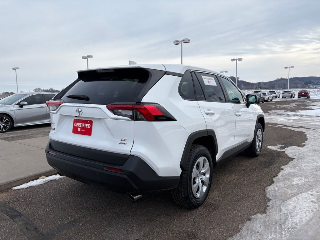 2024 Toyota RAV4 LE