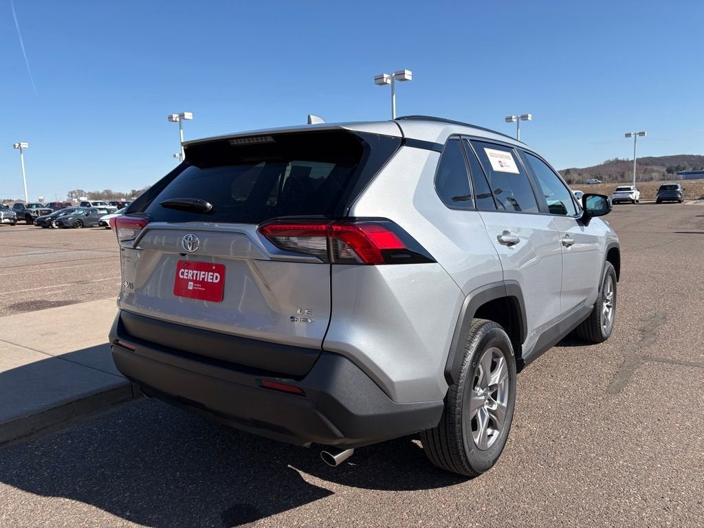2025 Toyota RAV4 Hybrid LE