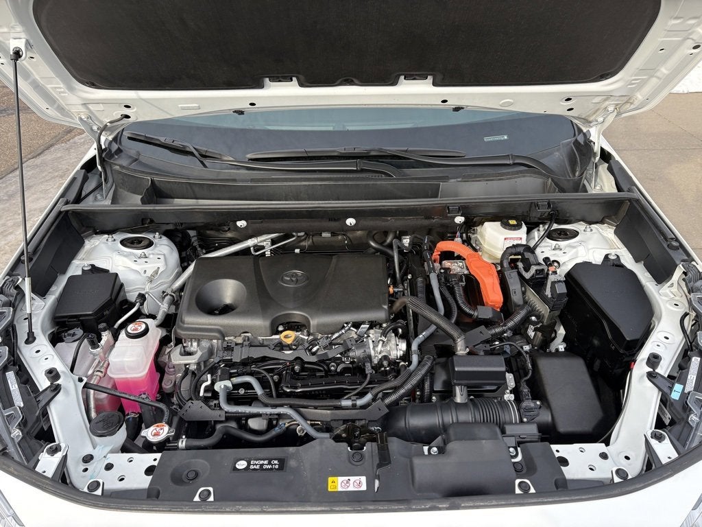 2025 Toyota RAV4 Hybrid LE
