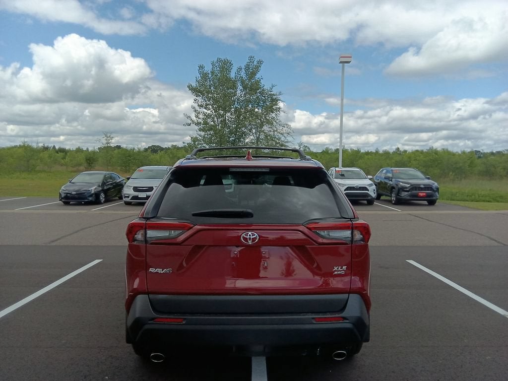 2023 Toyota RAV4 XLE