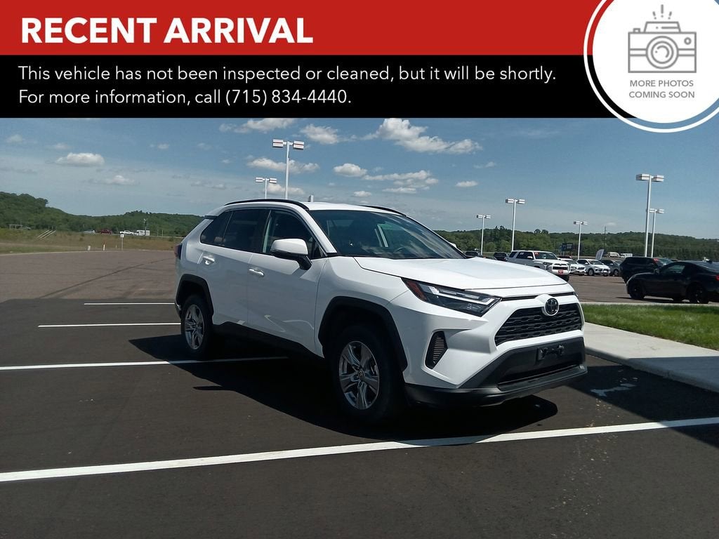 2025 Toyota RAV4 XLE AWD's photo