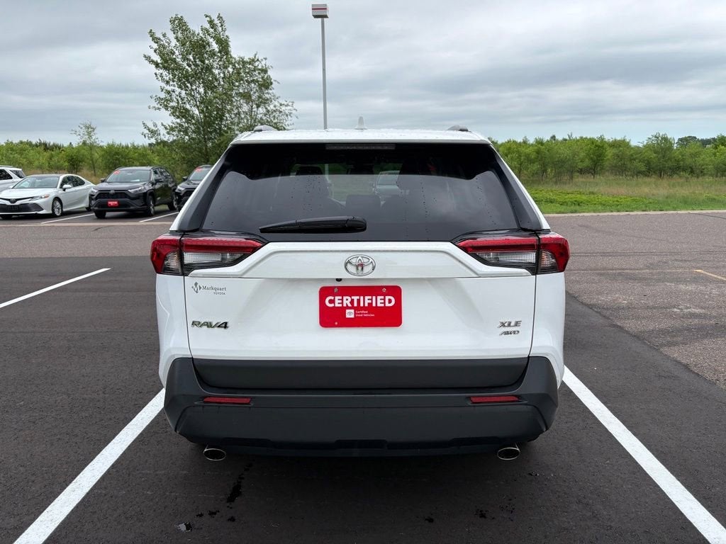 2025 Toyota RAV4 XLE