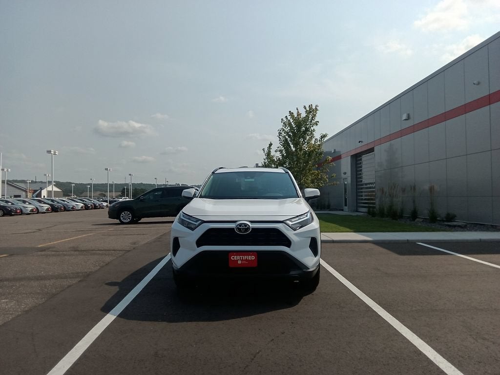 2024 Toyota RAV4 XLE