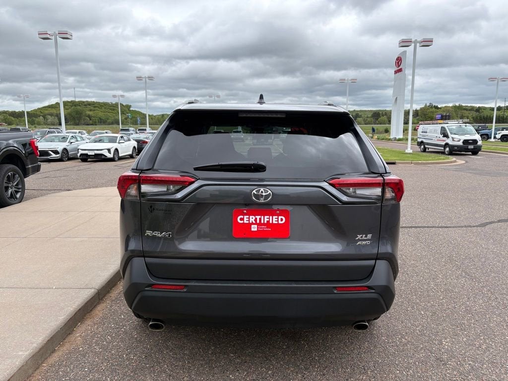 2025 Toyota RAV4 XLE