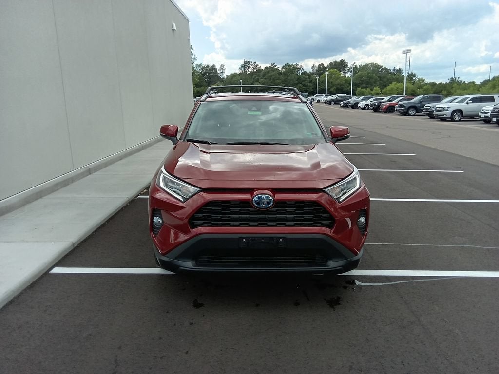 2020 Toyota RAV4 Hybrid XLE