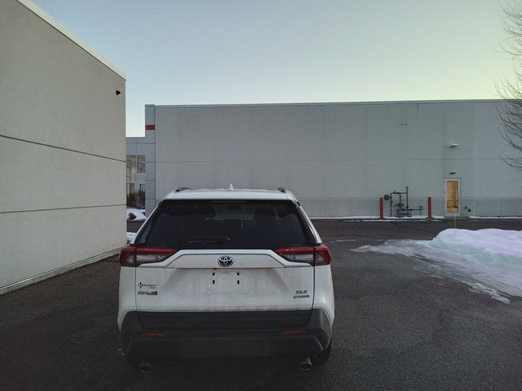 2024 Toyota RAV4 Hybrid XLE
