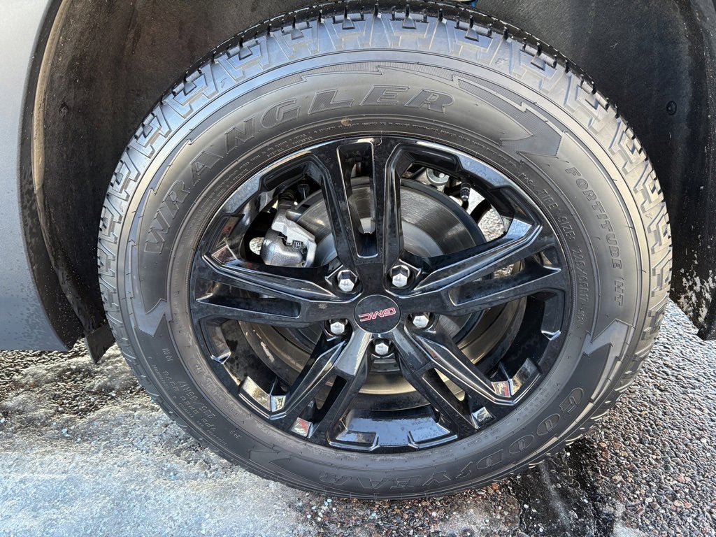 2024 GMC Terrain AT4