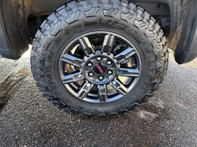 2024 GMC Sierra 1500 AT4X