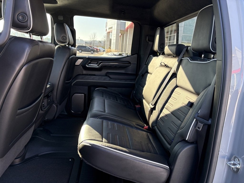 2024 GMC Sierra 1500 AT4X