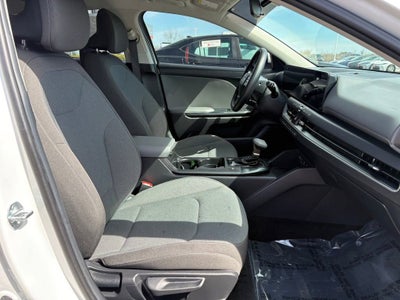 2025 Kia K4 LX