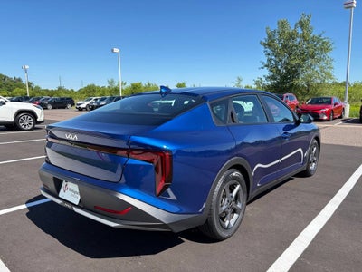 2025 Kia K4 LXS