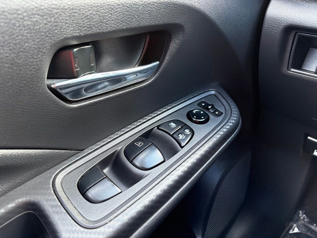 2024 Nissan Versa 1.6 SV