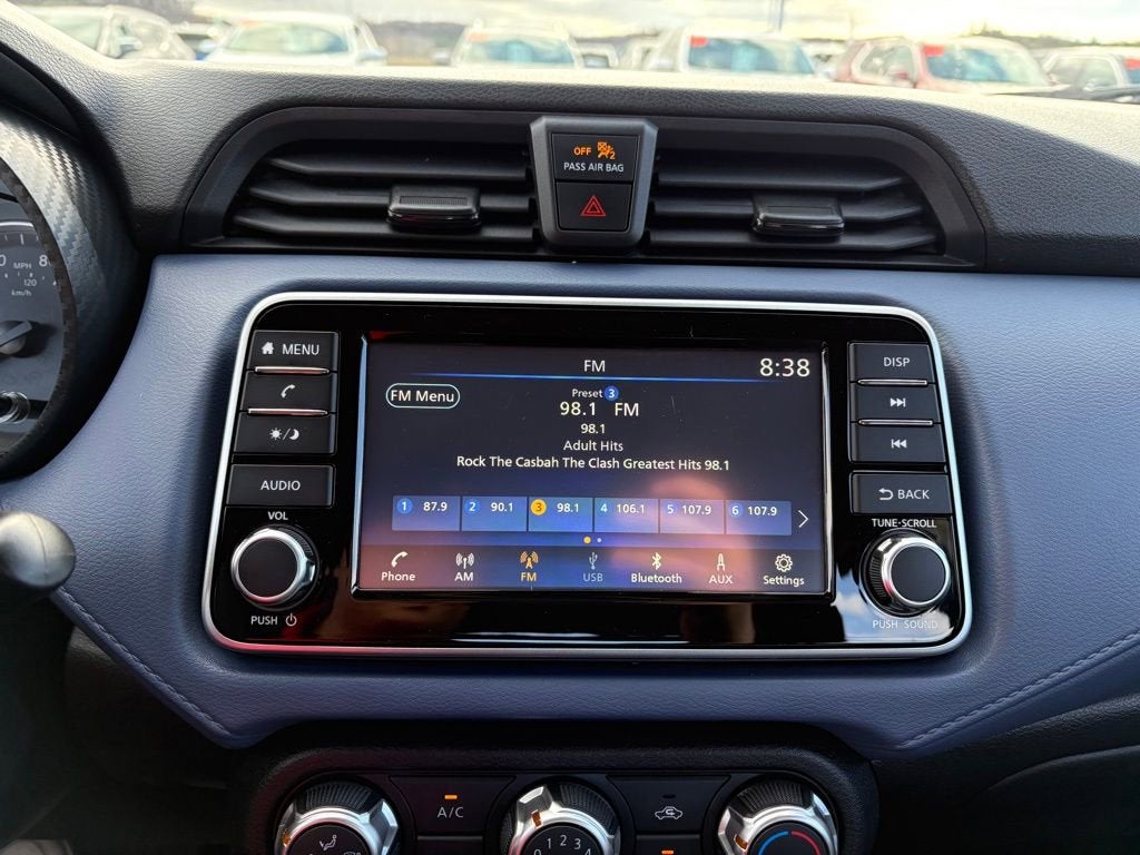 2024 Nissan Versa 1.6 SV