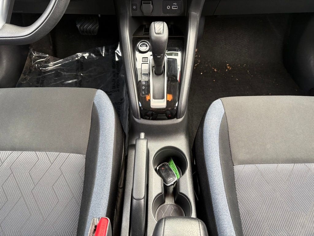 2024 Nissan Versa 1.6 SV