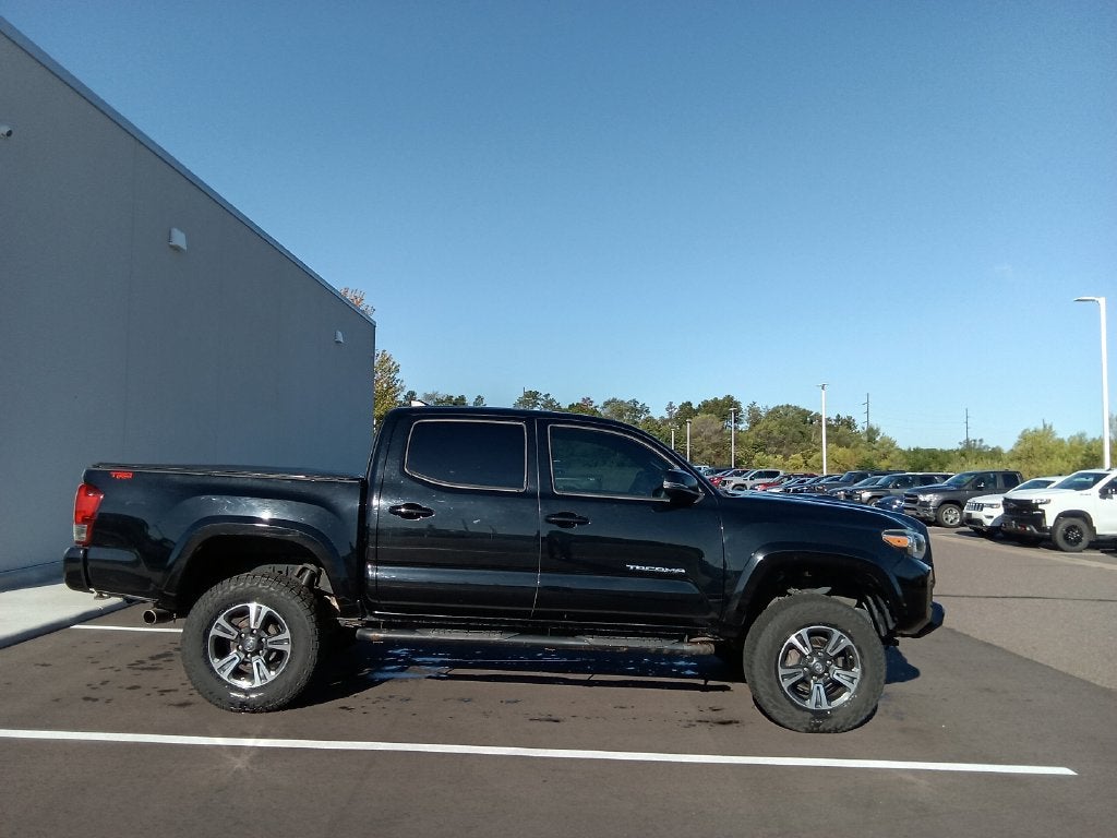 2017 Toyota Tacoma TRD Sport