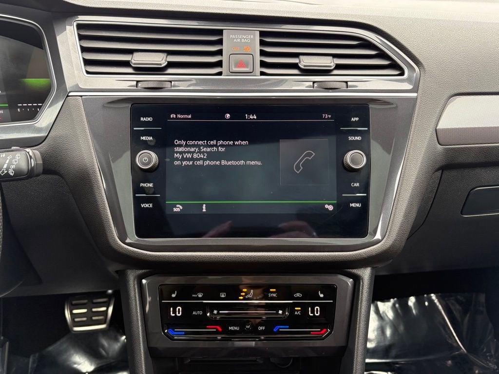 2024 Volkswagen Tiguan 2.0T SE R-Line Black