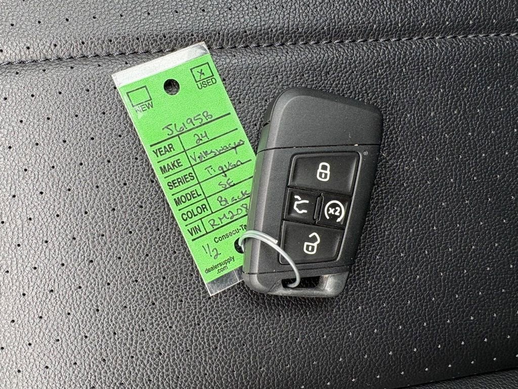 2024 Volkswagen Tiguan 2.0T SE R-Line Black