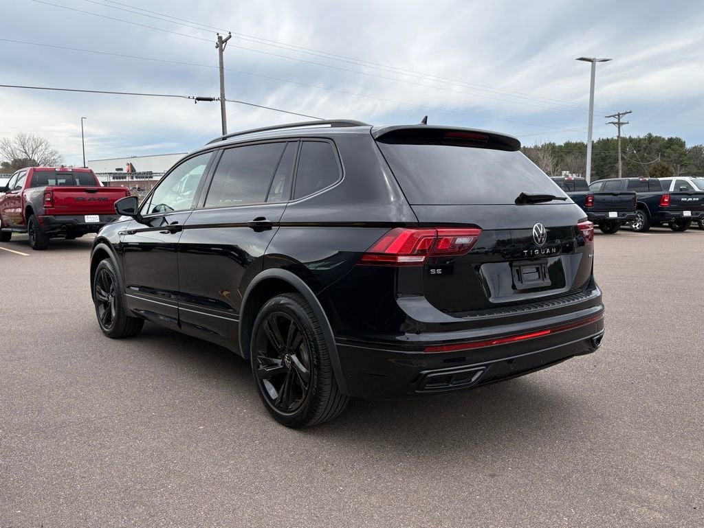 2024 Volkswagen Tiguan 2.0T SE R-Line Black