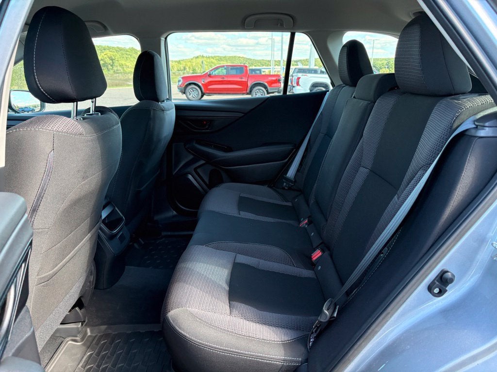 2025 Subaru Outback 2.5i