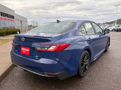 2025 Toyota Camry SE