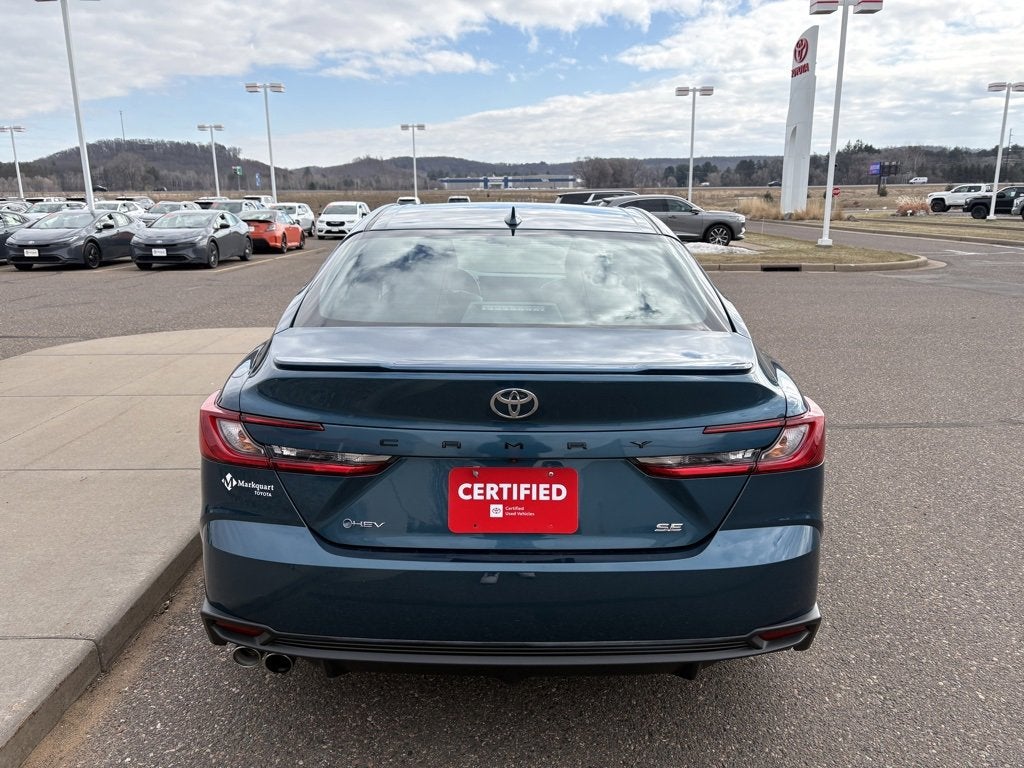 2025 Toyota Camry SE